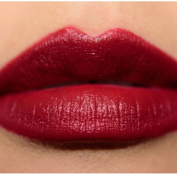 MAC X SELENA DREAMING OF YOU LIPSTICK - Picture 3 of 5